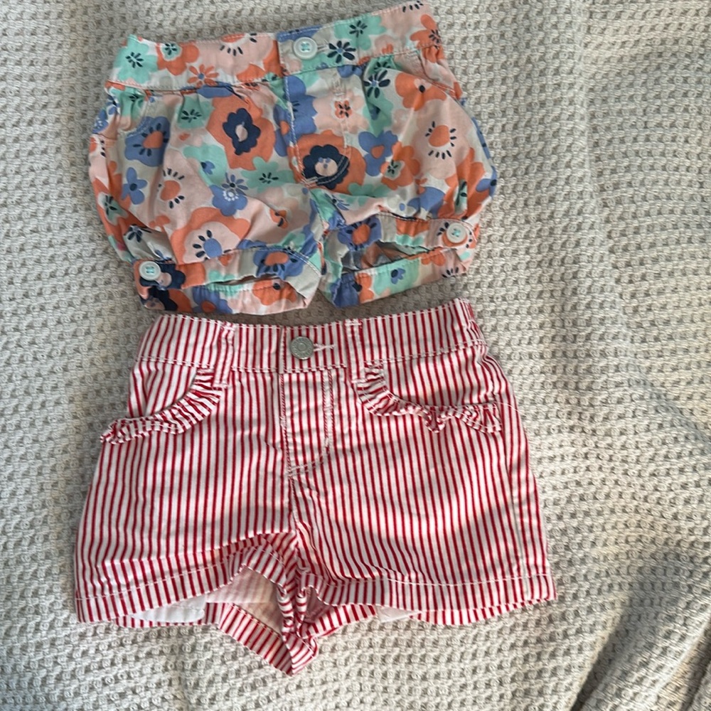 Gymboree baby girl 3-6 months (2 shorts)